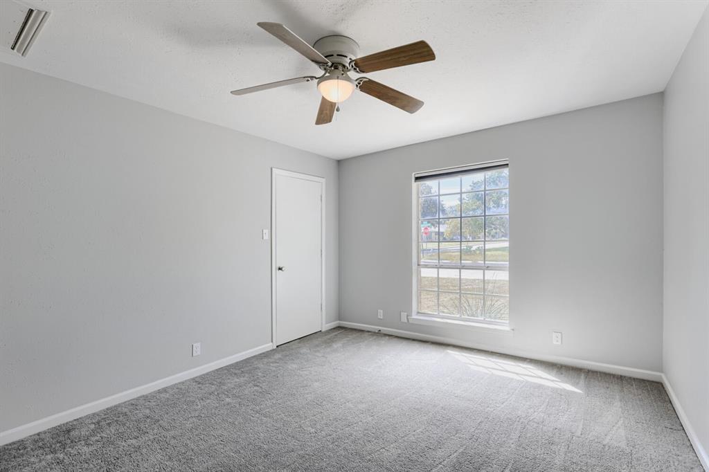 701 Knollridge Drive - Photo 17