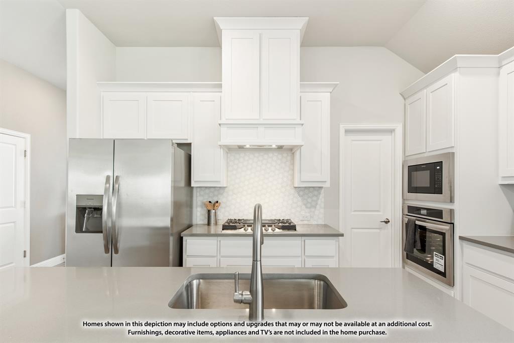 533 Red Maple Road - Photo 8