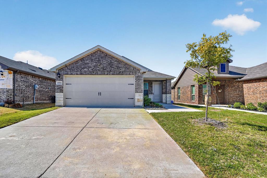 1904 Bailer Way - Photo 1