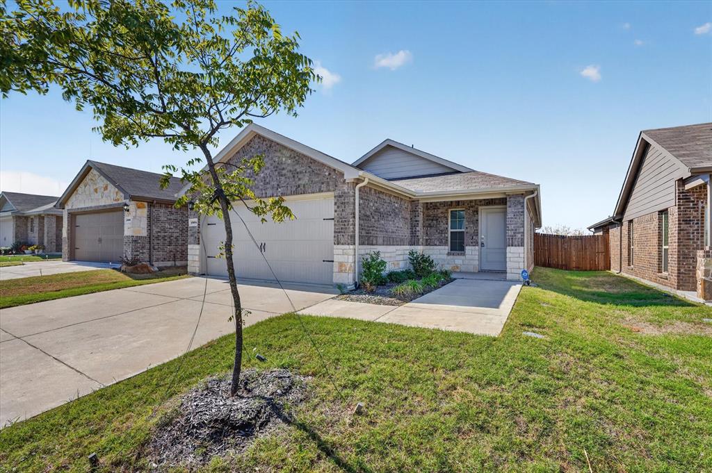 1904 Bailer Way - Photo 3