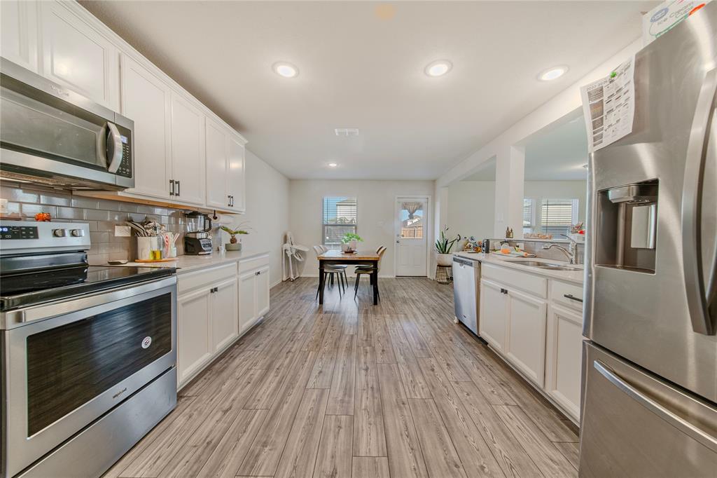 1433 Lumberton Drive - Photo 9