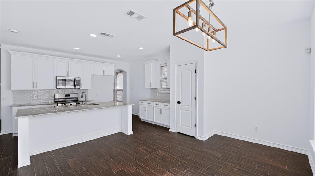 15920 Alvarado Drive - Photo 12