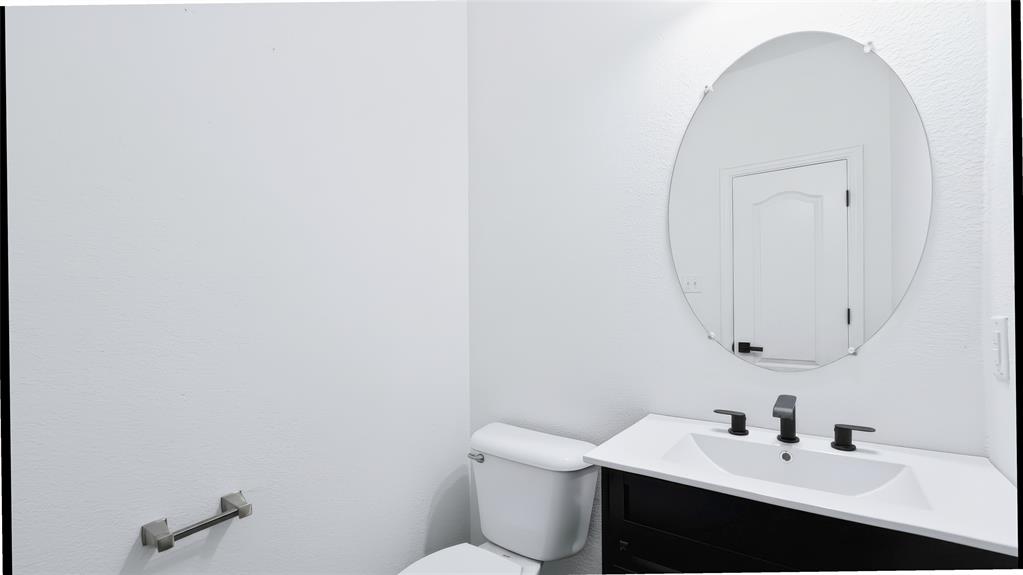 15920 Alvarado Drive - Photo 15