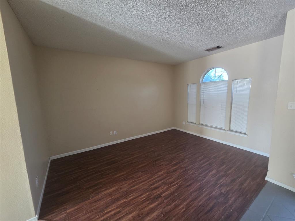 534 Cross Cut Drive - Photo 3