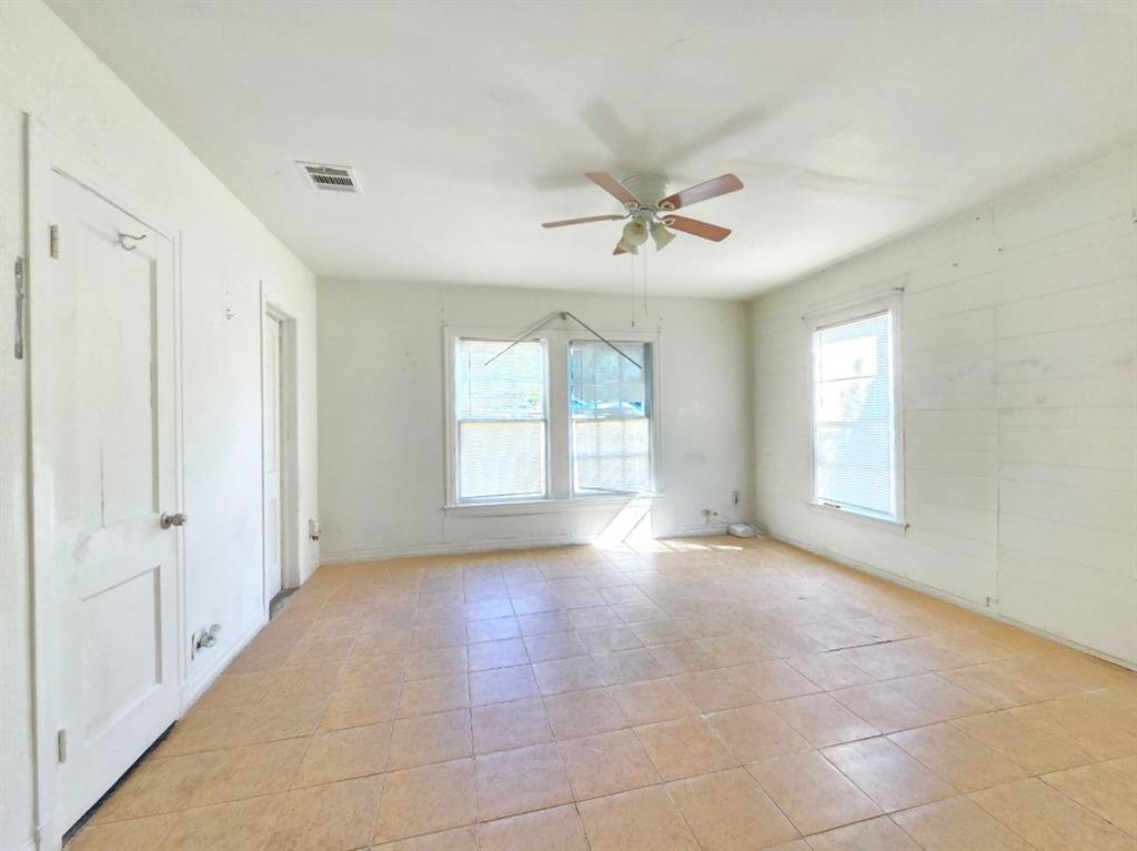 2806 Harlandale Avenue - Photo 8