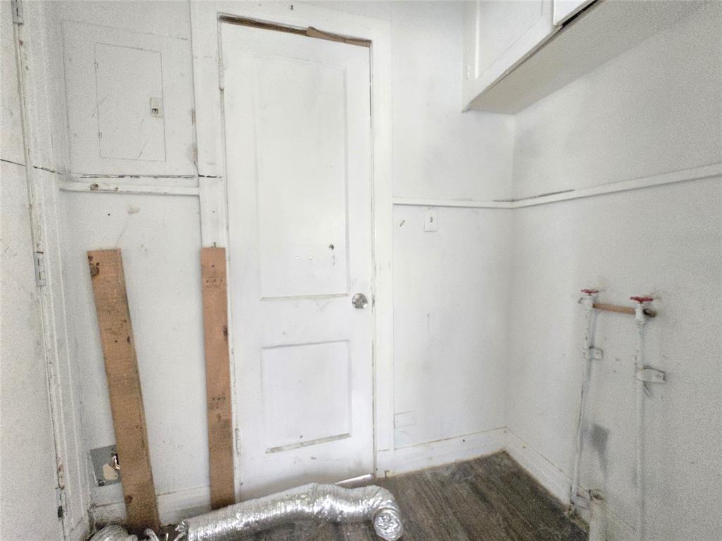 2806 Harlandale Avenue - Photo 9