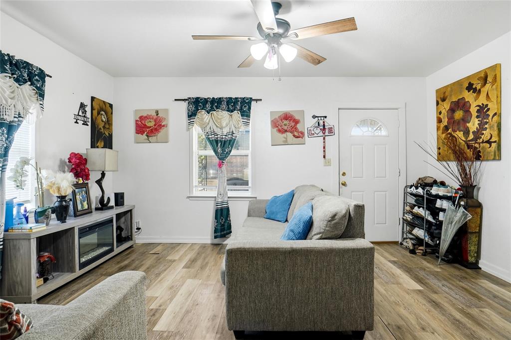 107 2nd Street - Photo 3