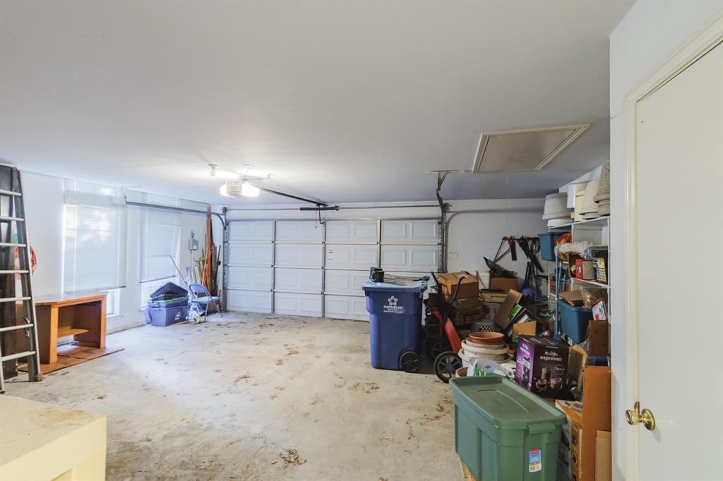 909 Place Louie - Photo 20
