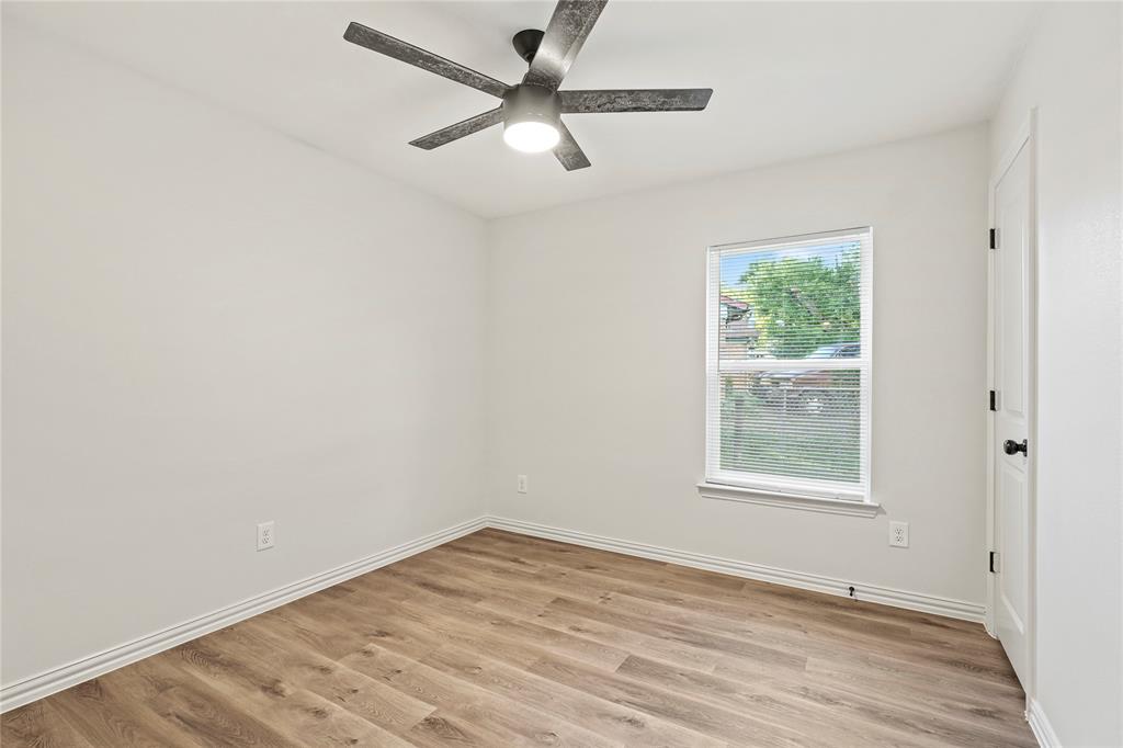 6106 Flagstaff Drive - Photo 11