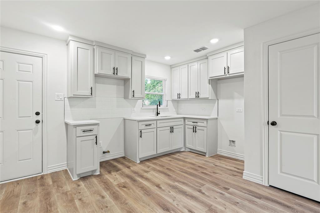 6106 Flagstaff Drive - Photo 6
