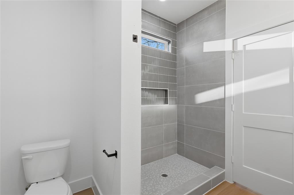 1515 Hortense Avenue - Photo 15