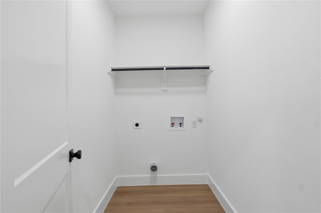 1515 Hortense Avenue - Photo 19
