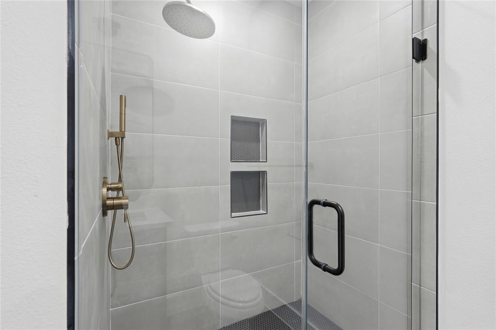8133 Suetelle Drive - Photo 17