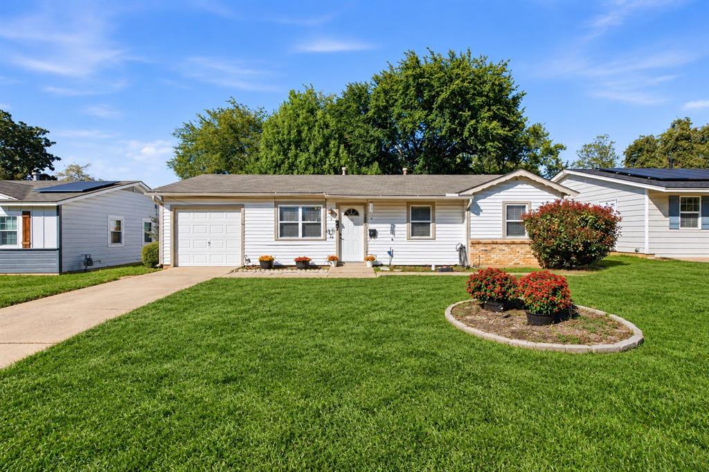 1903 Friar Tuck Drive - Photo 1