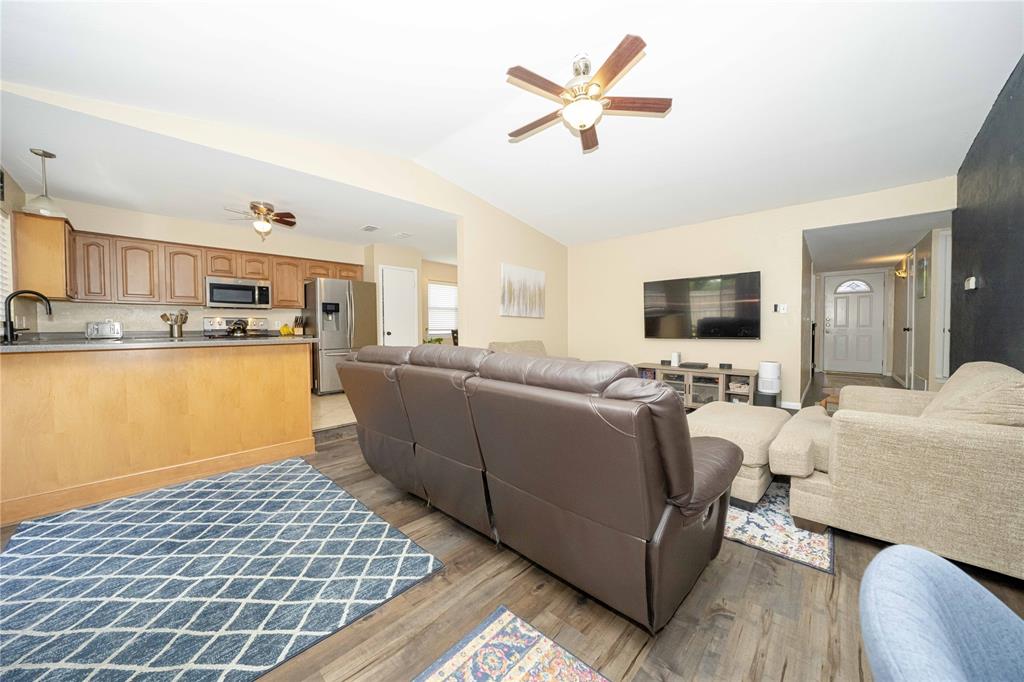 1911 Crooked Creek Lane - Photo 17