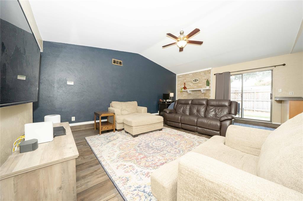 1911 Crooked Creek Lane - Photo 18