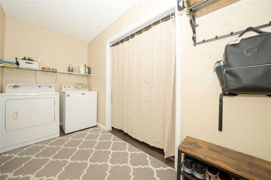 1911 Crooked Creek Lane - Photo 33