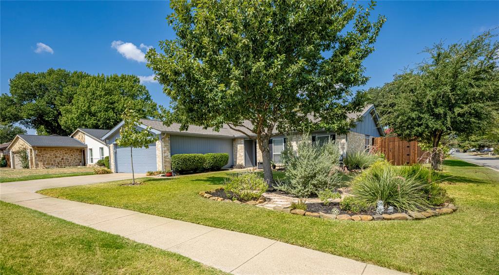 1911 Crooked Creek Lane - Photo 4