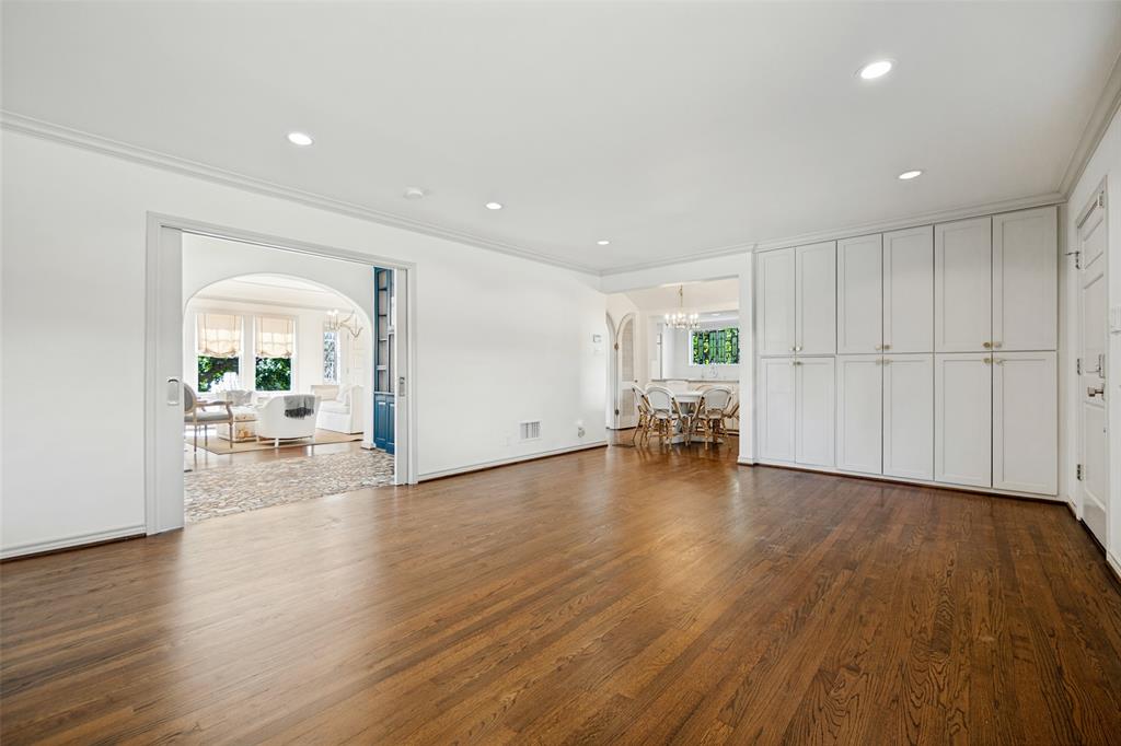 6935 Lakeshore Drive - Photo 15