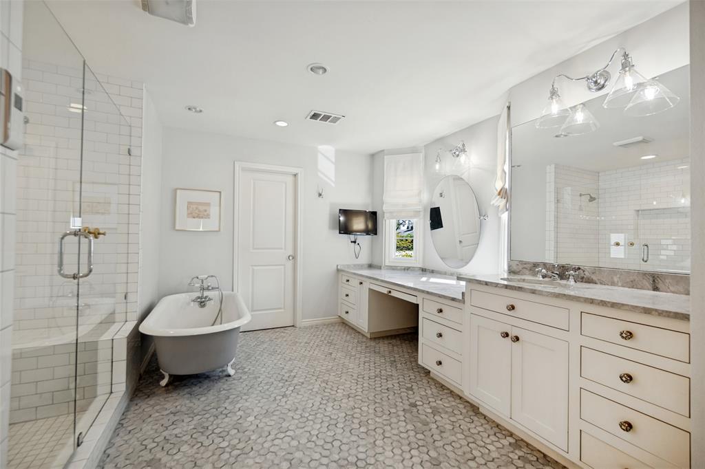 6935 Lakeshore Drive - Photo 21