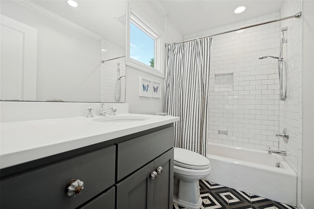 6935 Lakeshore Drive - Photo 24
