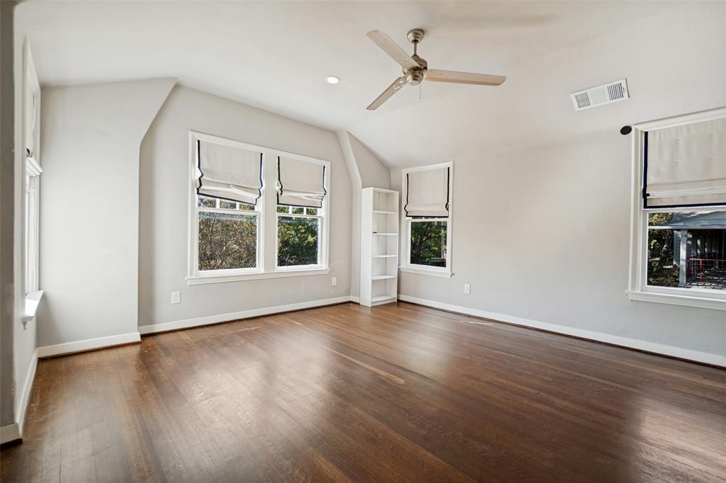 6935 Lakeshore Drive - Photo 27