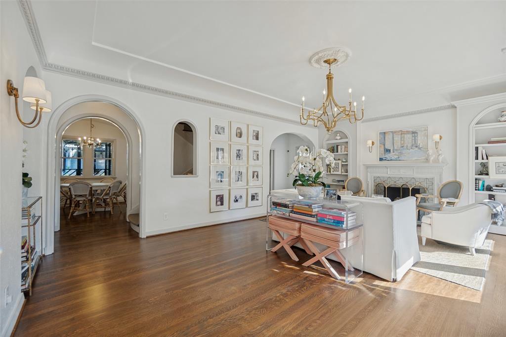 6935 Lakeshore Drive - Photo 3
