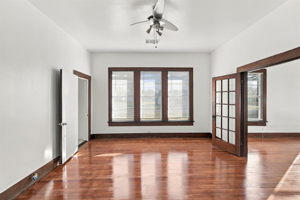411 E Marrion Street - Photo 14