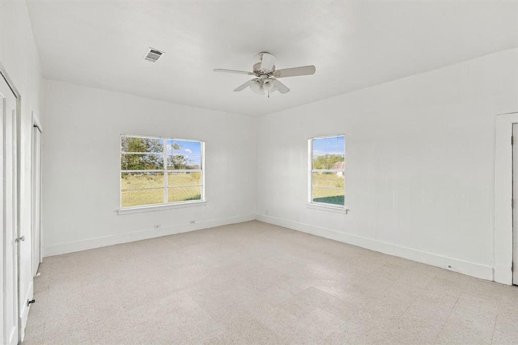 411 E Marrion Street - Photo 15