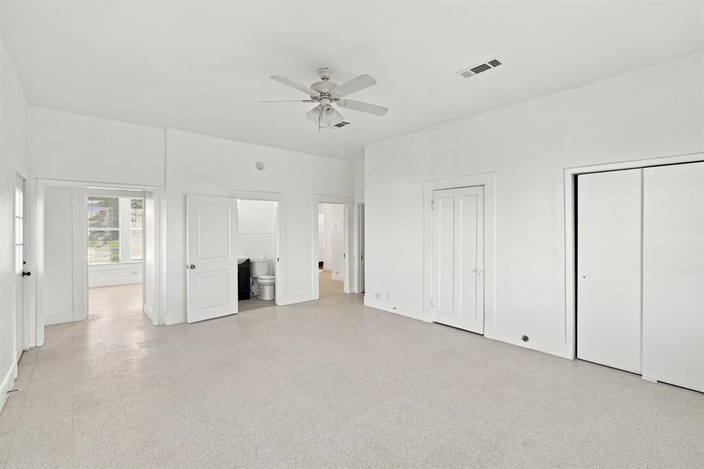 411 E Marrion Street - Photo 16