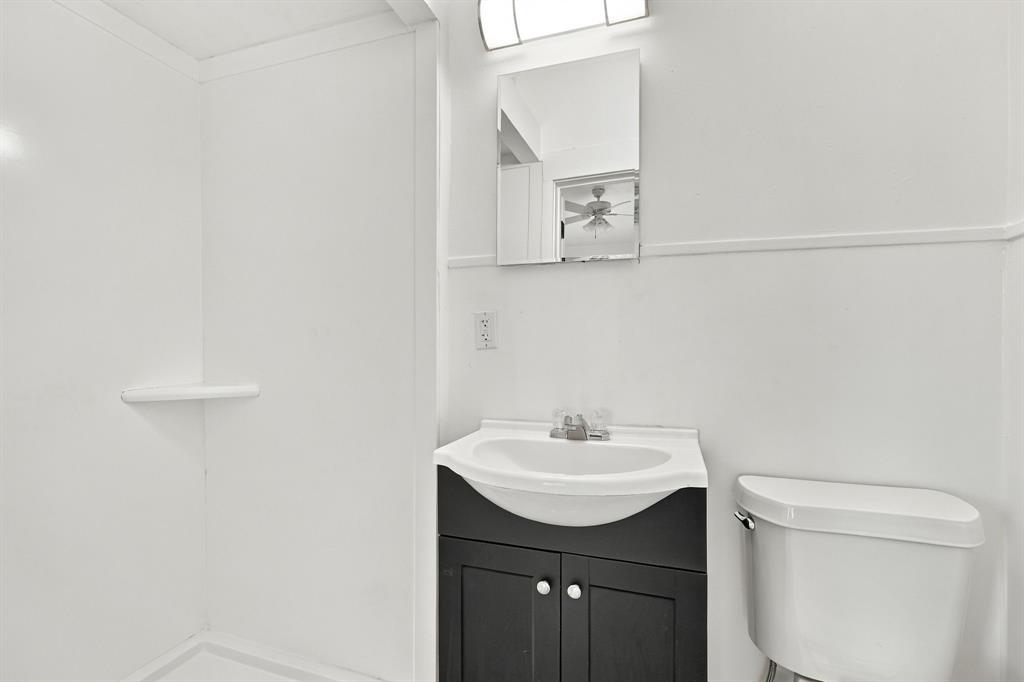411 E Marrion Street - Photo 20