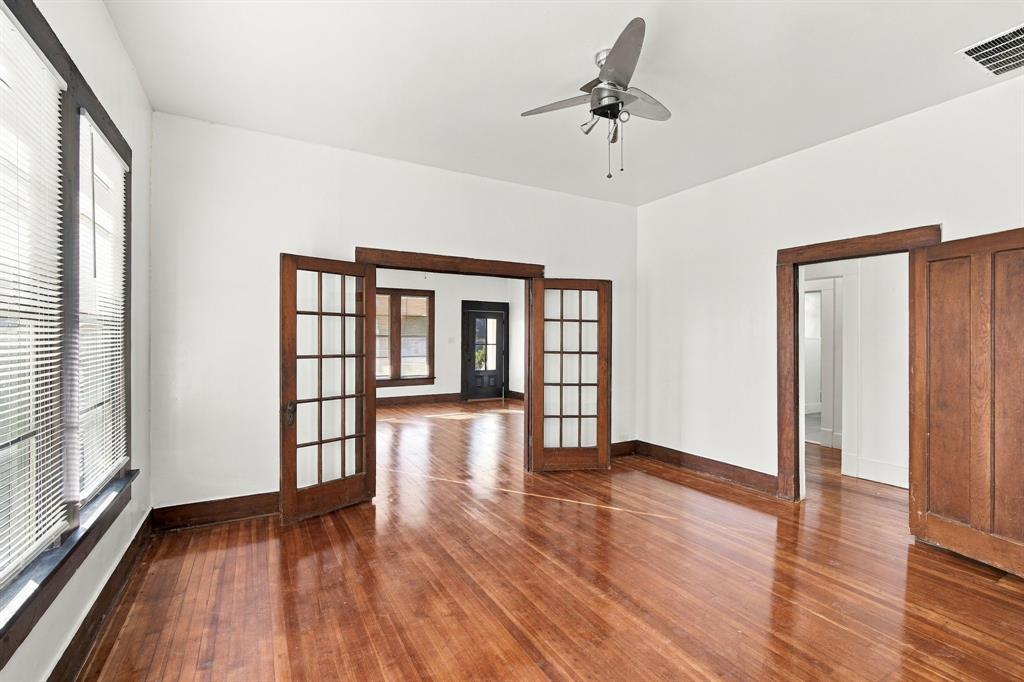 411 E Marrion Street - Photo 7