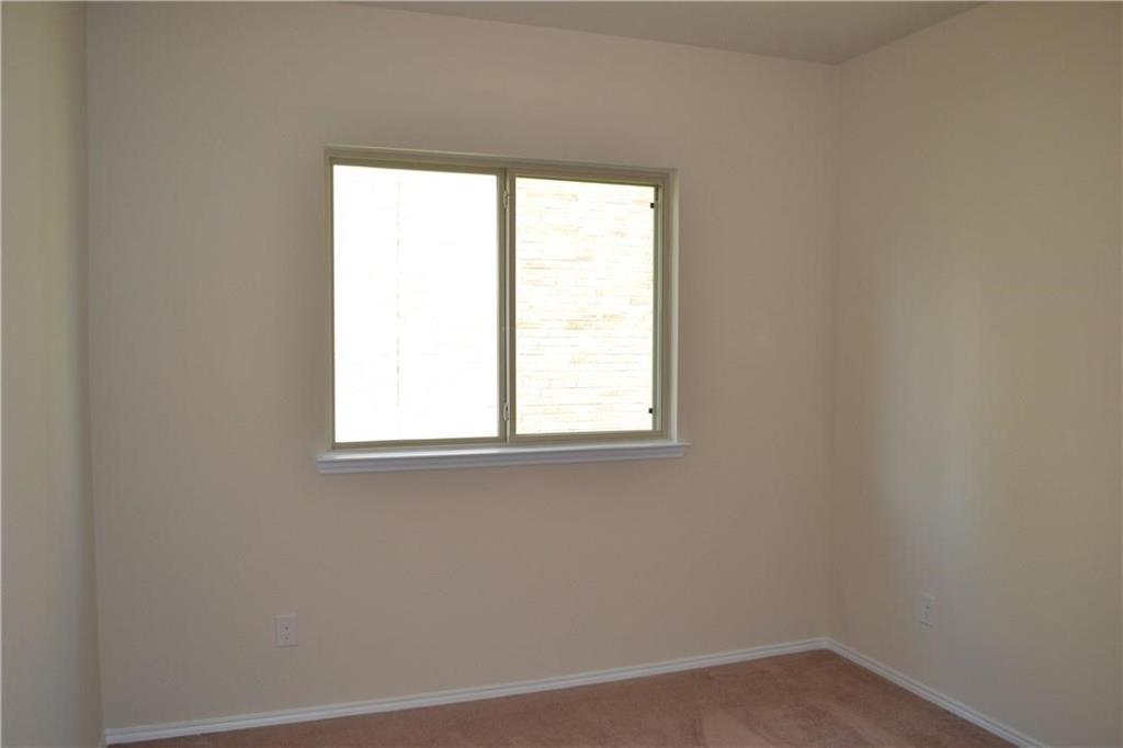 921 Swan Ridge Drive - Photo 3
