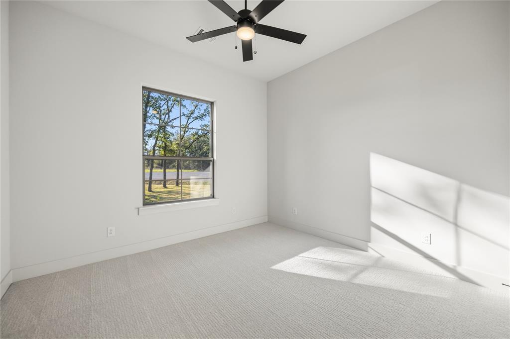140 Prairie Winds Drive - Photo 29