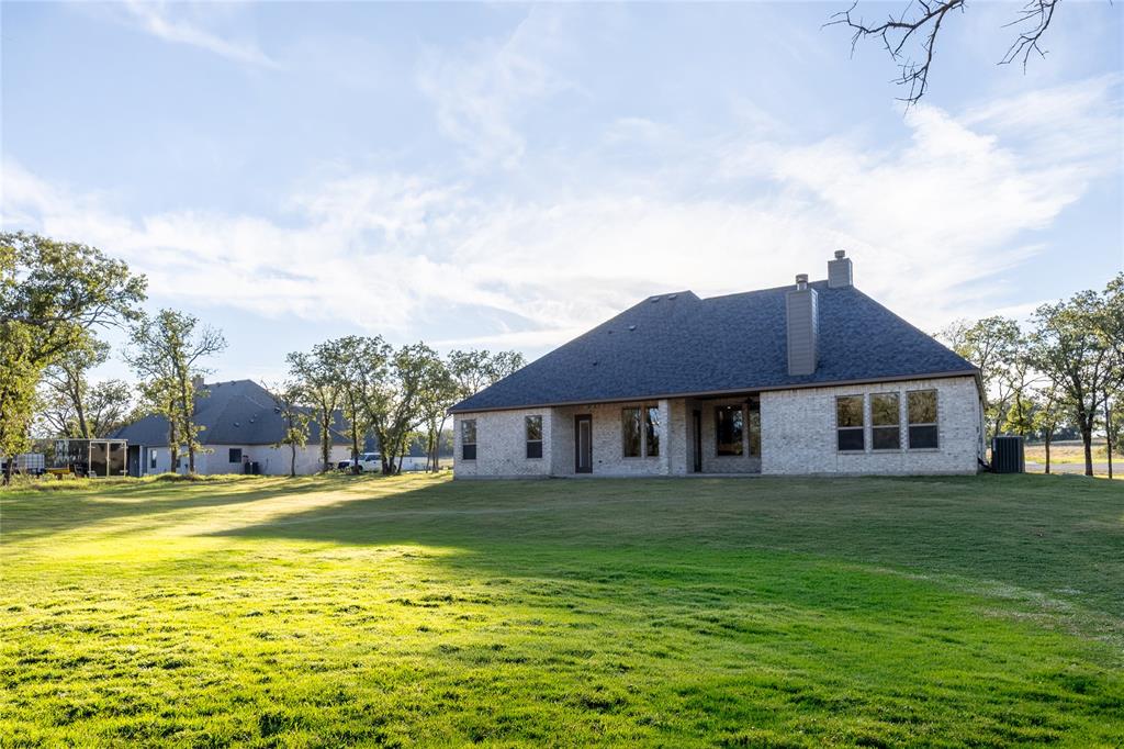 140 Prairie Winds Drive - Photo 36