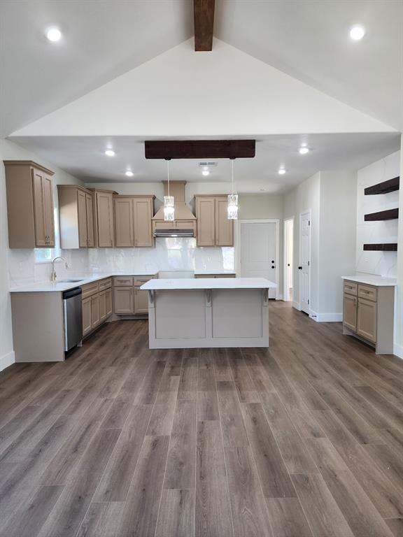 3000 Pine Avenue - Photo 5