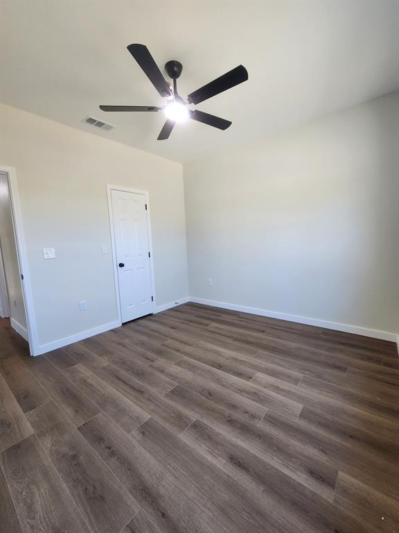 3000 Pine Avenue - Photo 9