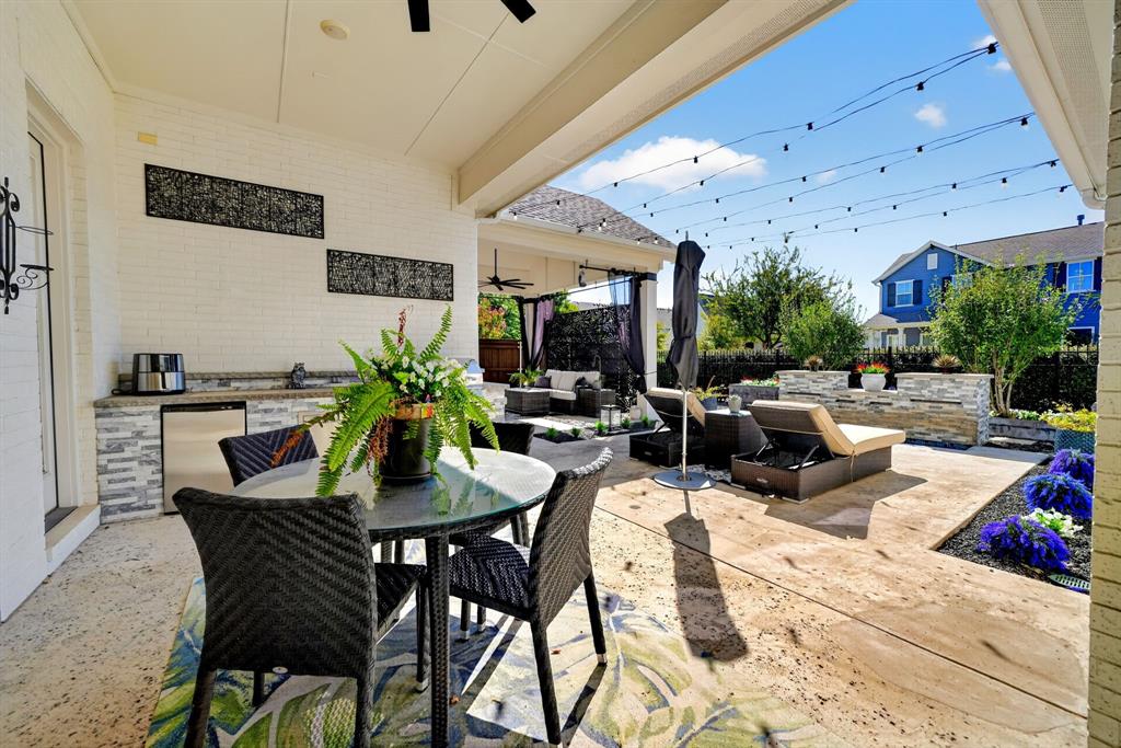 8518 Kentland Drive - Photo 32