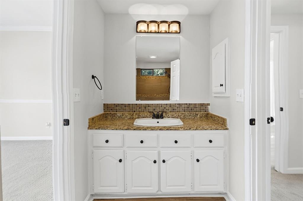 612 N Silver Creek Circle - Photo 15