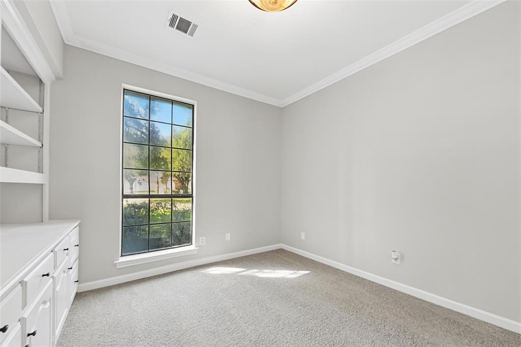 612 N Silver Creek Circle - Photo 18