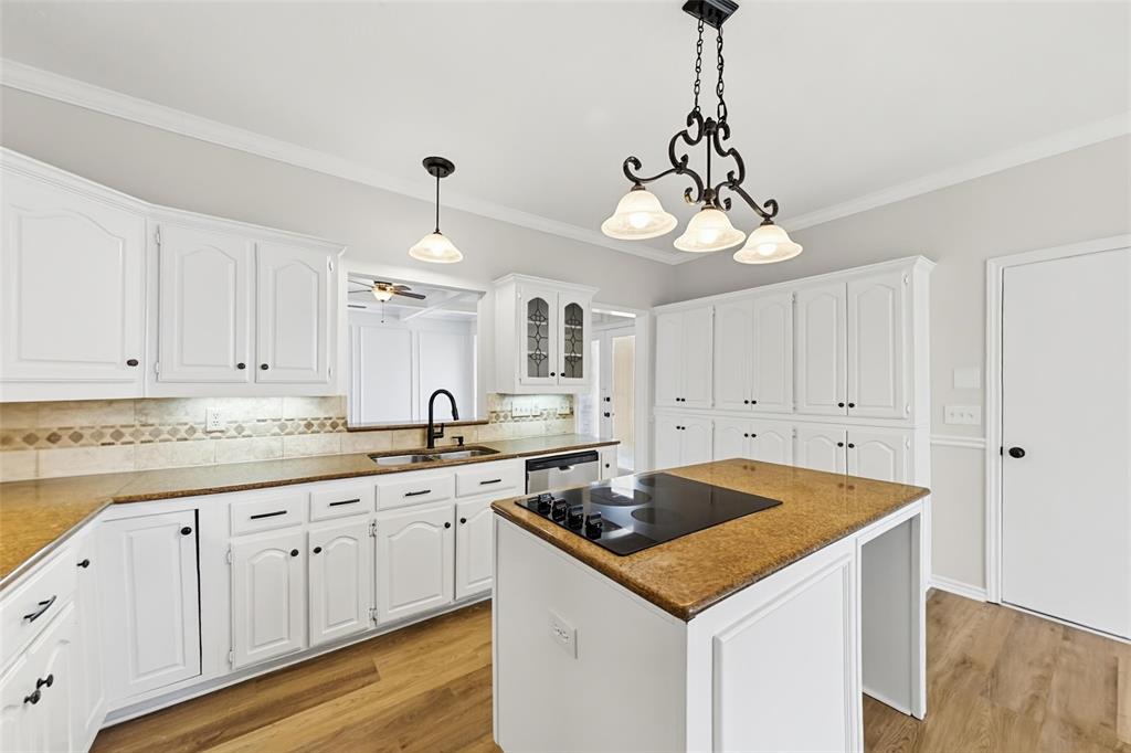 612 N Silver Creek Circle - Photo 9
