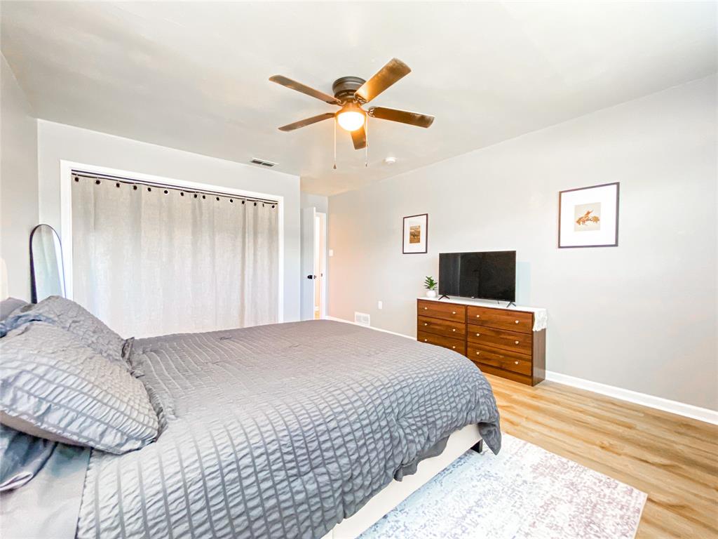 2466 Garfield Avenue - Photo 22