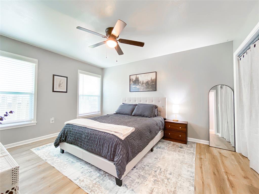 2466 Garfield Avenue - Photo 24
