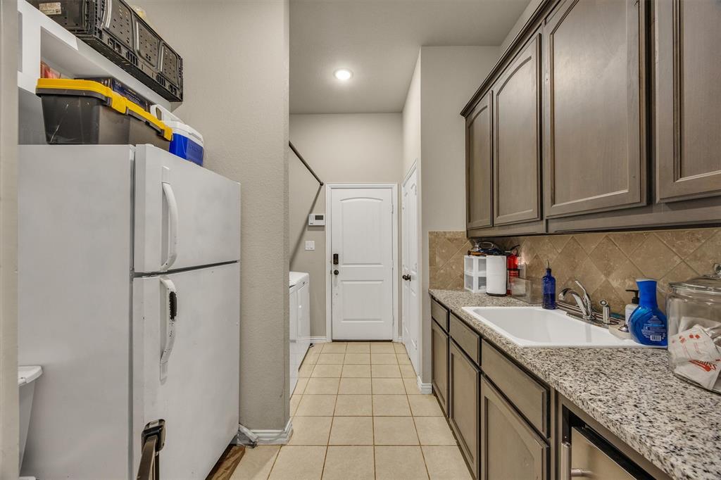 9880 County Road 466 - Photo 26