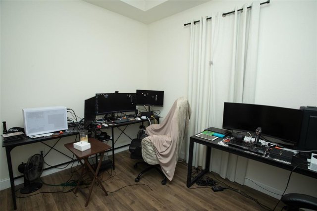 Photo 23