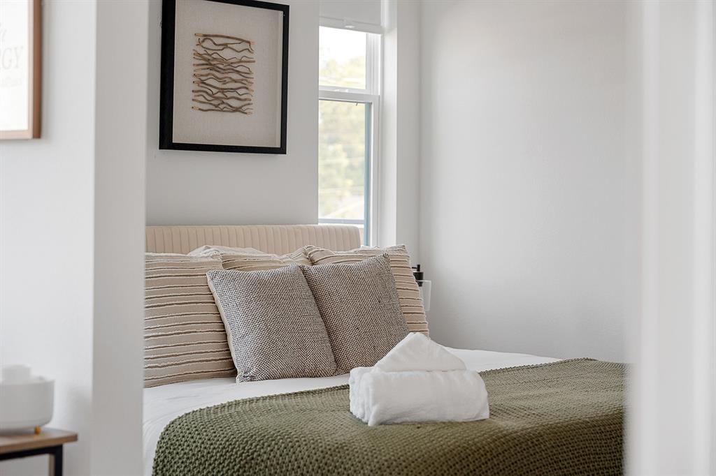 167 S Prairie Avenue - Photo 11
