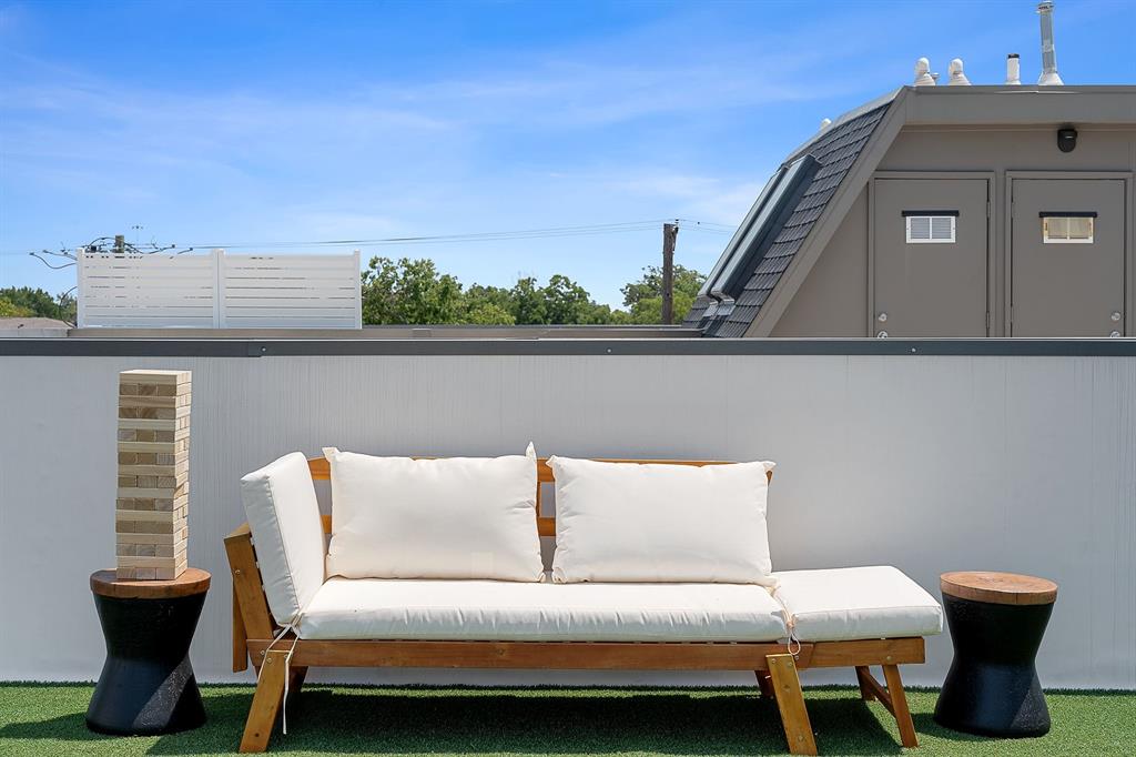 167 S Prairie Avenue - Photo 4