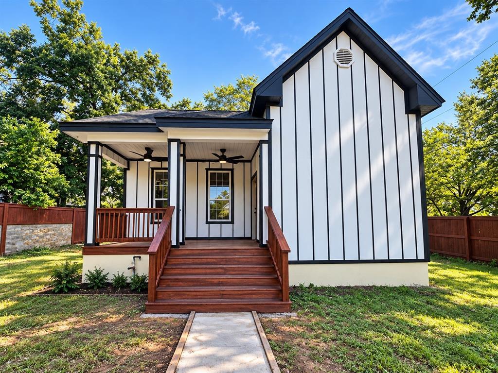 817 N Esplanade Street - Photo 1