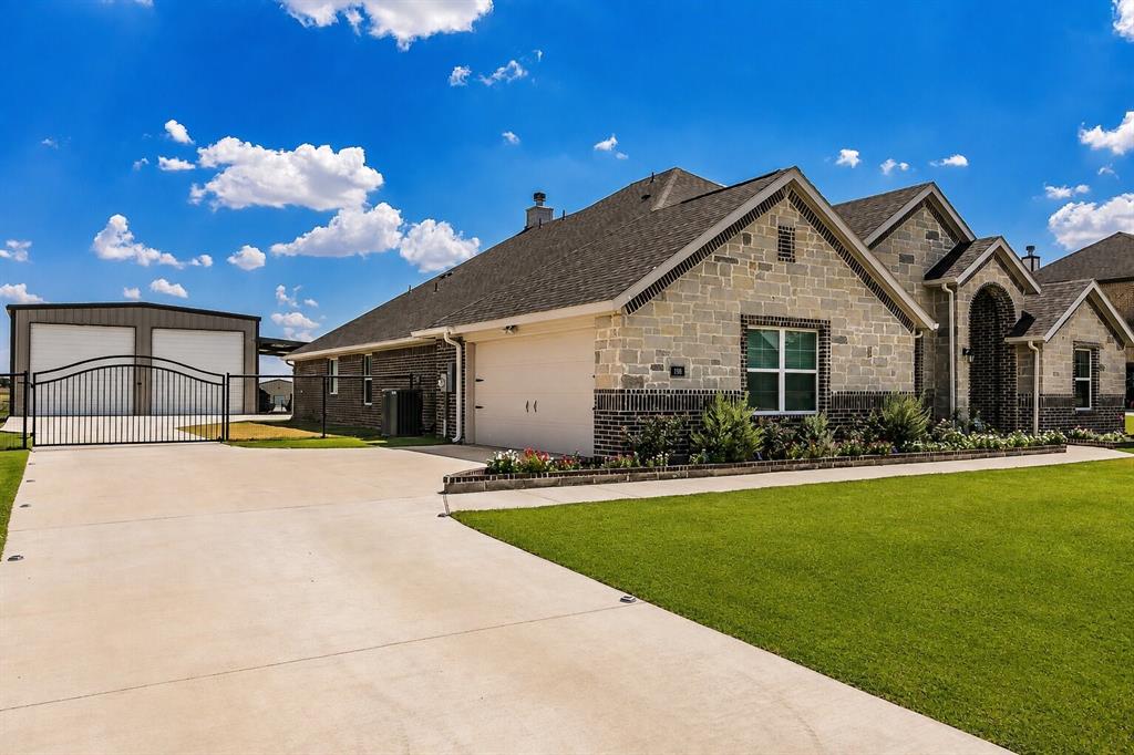 198 Spanish Moss Trail - Photo 3