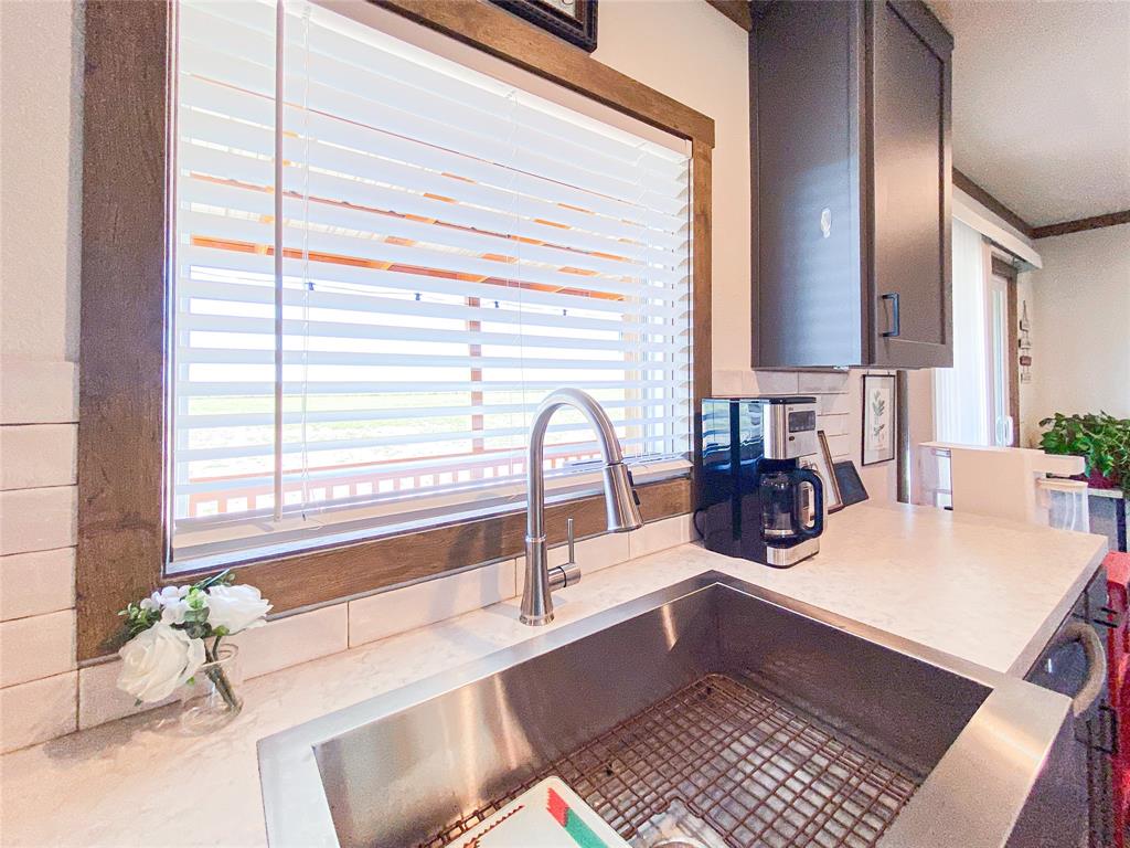 4201 Private Road 4284 - Photo 12